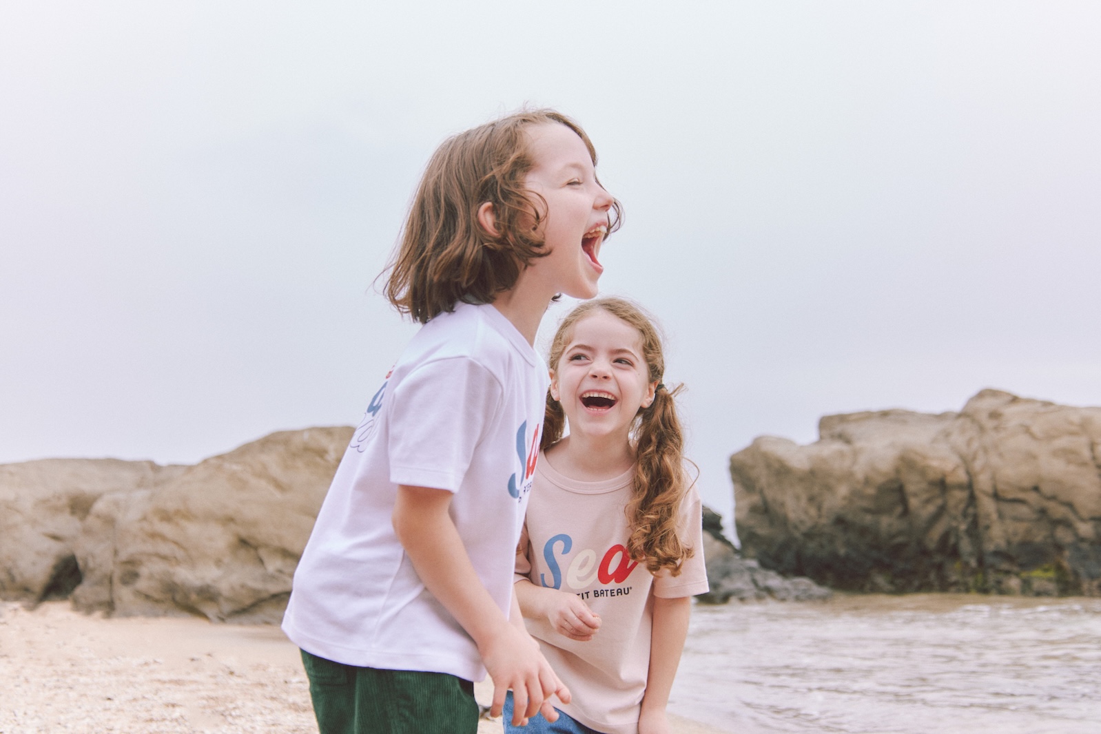 〈PETIT BATEAU〉×〈WIND AND SEA〉で、家族でお揃いのコーディネート！