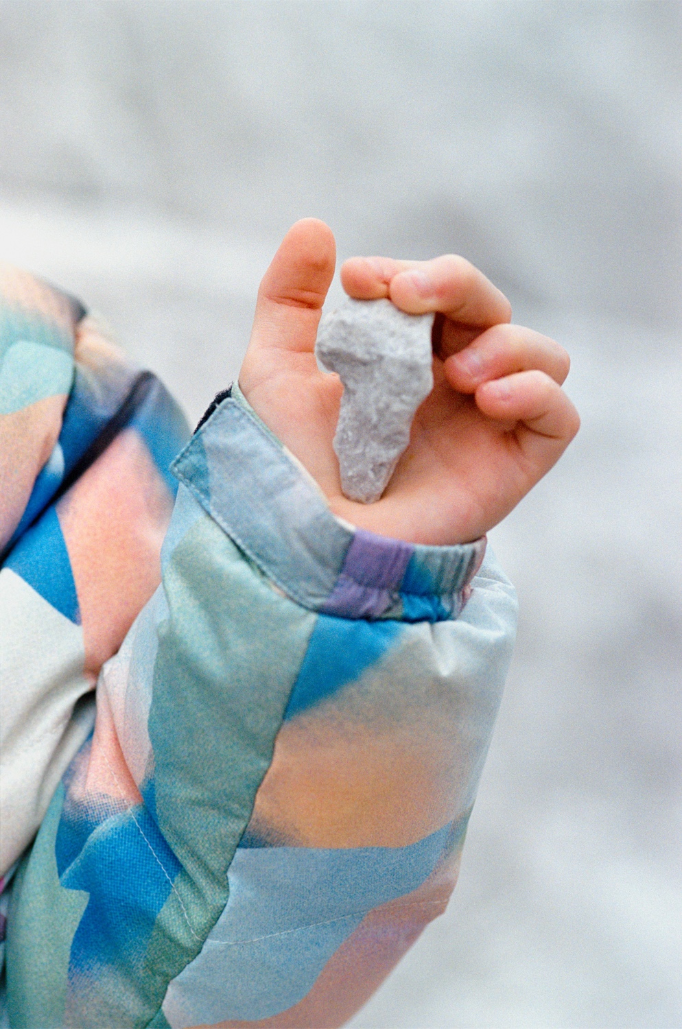 自然の形をまとう。〈THE NORTH FACE KIDS〉× Ayame ONO 初のコラボレーション