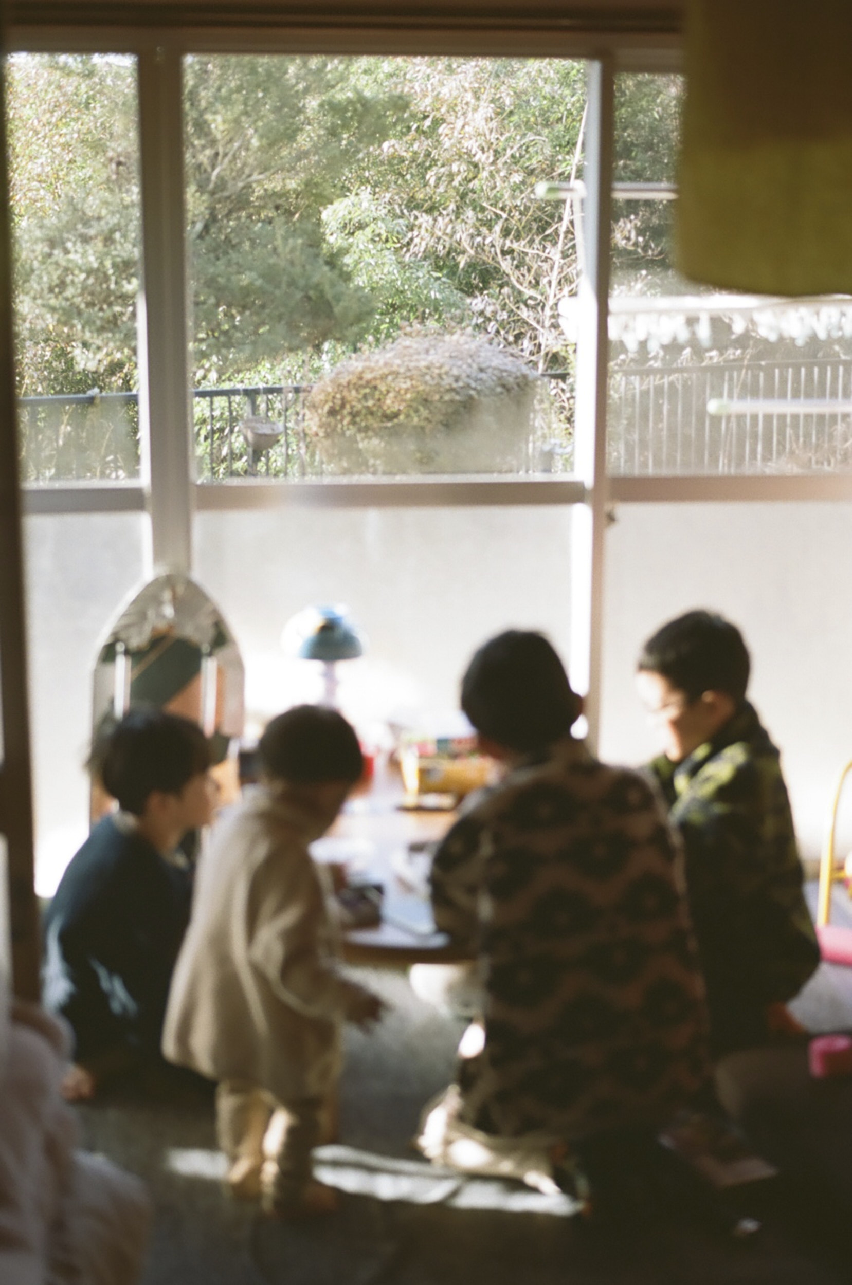 写真家・北村圭介が見つめる、幼少期の記憶。写真展「巡る」が開催